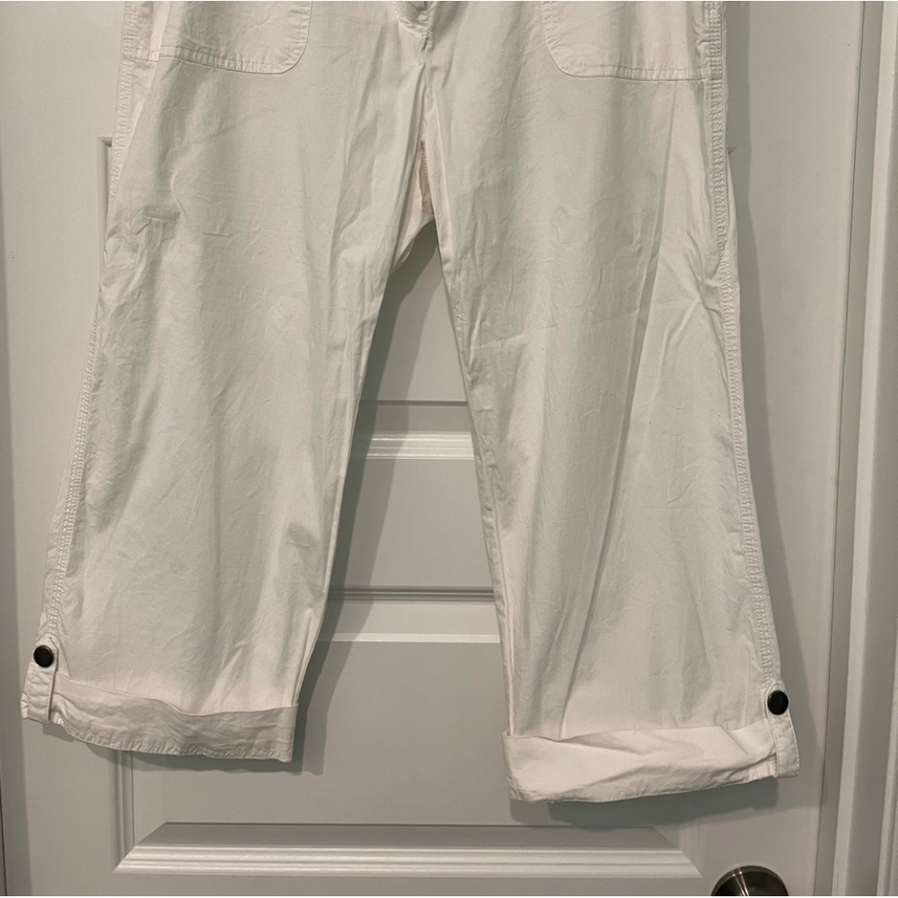 Liz Claiborne capris